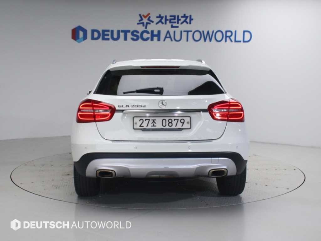 벤츠 GLA 클래스 GLA클래스 X156 GLA200 D 이미지 4