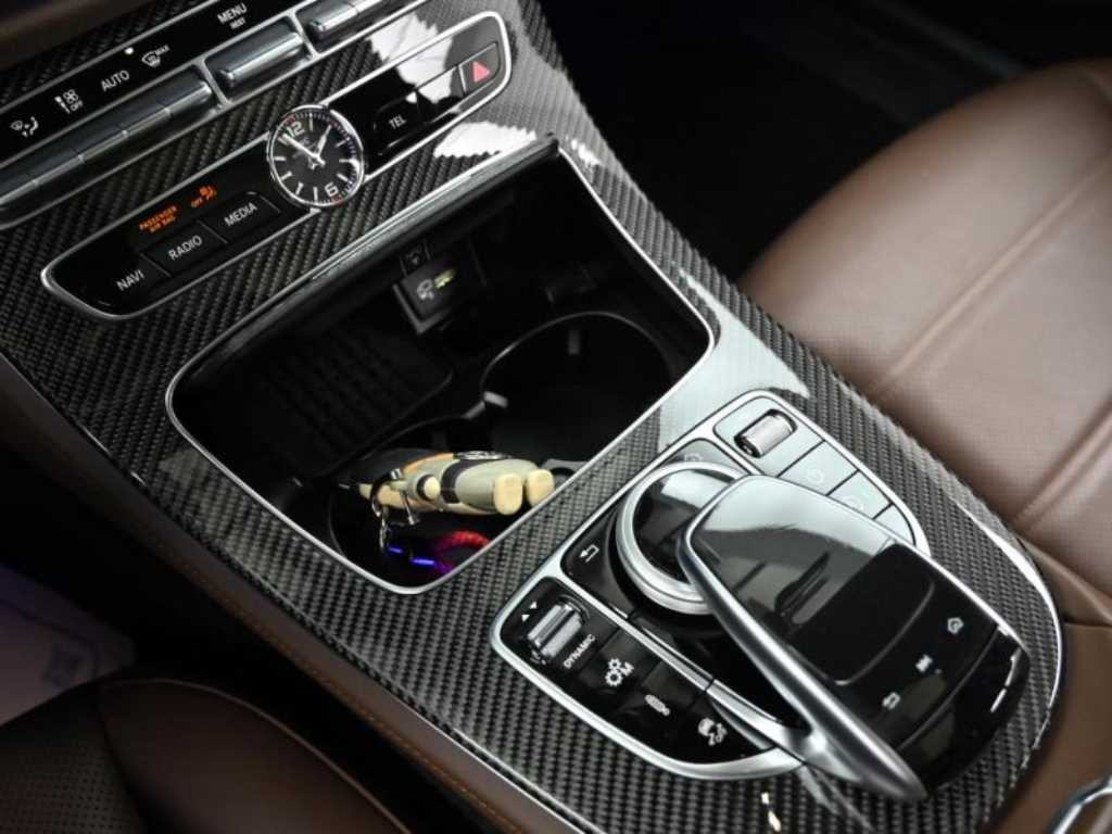 벤츠 E 클래스 E-클래스 W213 E63 AMG 4MATIC+ 이미지 16