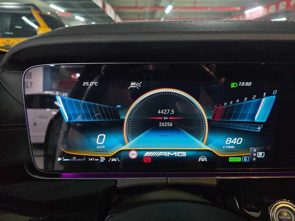 벤츠 AMG GT 4도어 43 4MATIC+ 이미지 11