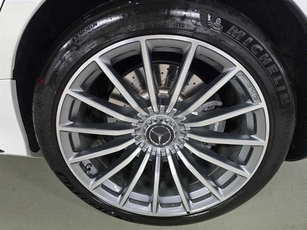 벤츠 AMG GT 4도어 43 4MATIC+ 이미지 20