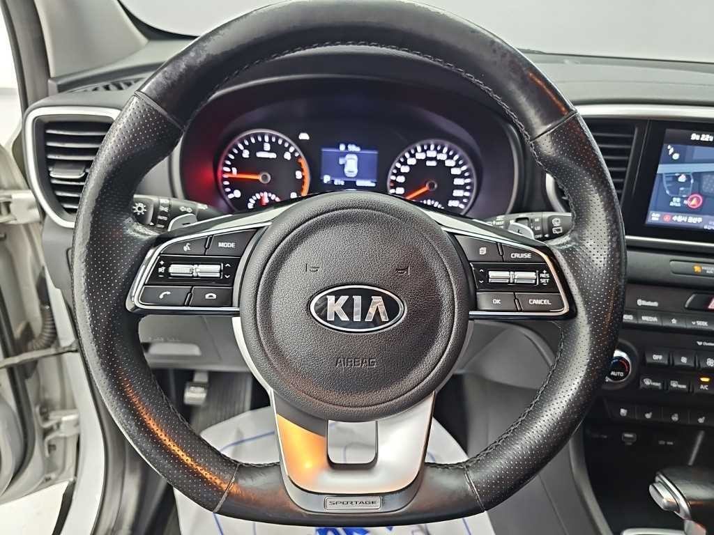기아 스포티지 스포티지 더 볼드 2.0 디젤 2WD 프레스티지 이미지 9
