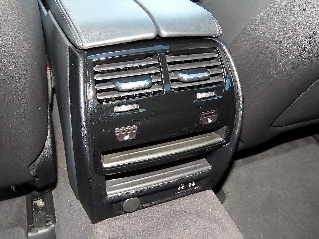 BMW 5시리즈 5시리즈 (G30) 523d 럭셔리 이미지 16