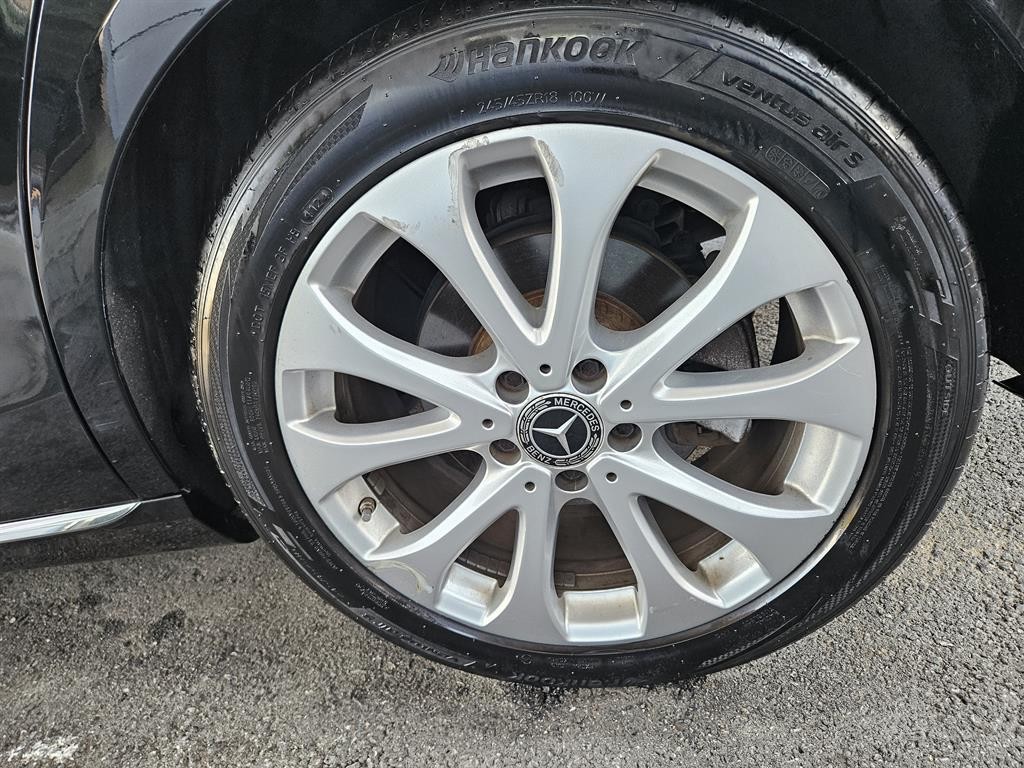 벤츠 E 클래스 E-클래스 W213 E300 4MATIC 익스클루시브 이미지 17