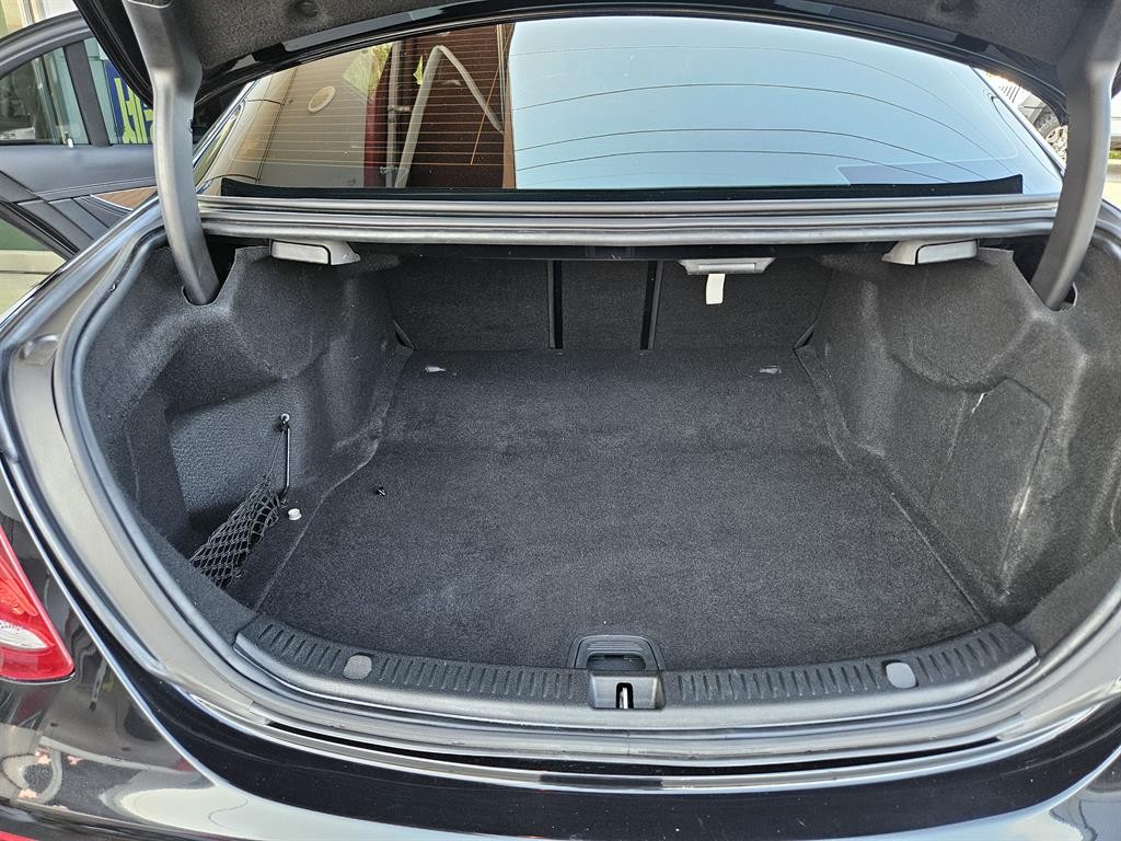 벤츠 E 클래스 E-클래스 W213 E300 4MATIC 익스클루시브 이미지 19