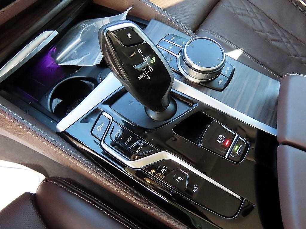 BMW 5시리즈 5시리즈 (G30) 530e 럭셔리 이미지 11