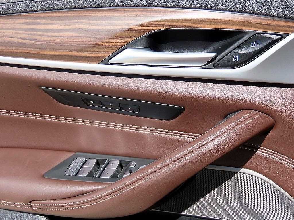 BMW 5시리즈 5시리즈 (G30) 530e 럭셔리 이미지 12