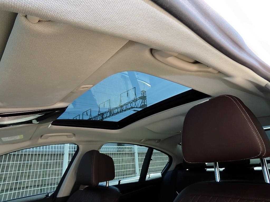 BMW 5시리즈 5시리즈 (G30) 530e 럭셔리 이미지 18