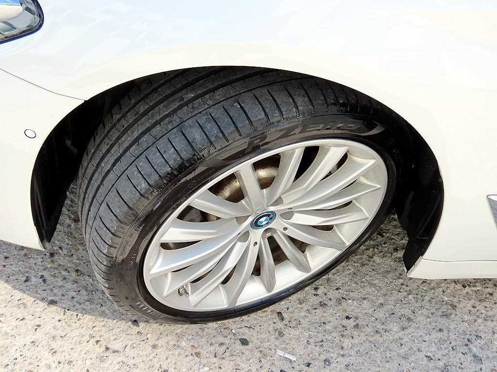 BMW 5시리즈 5시리즈 (G30) 530e 럭셔리 이미지 20