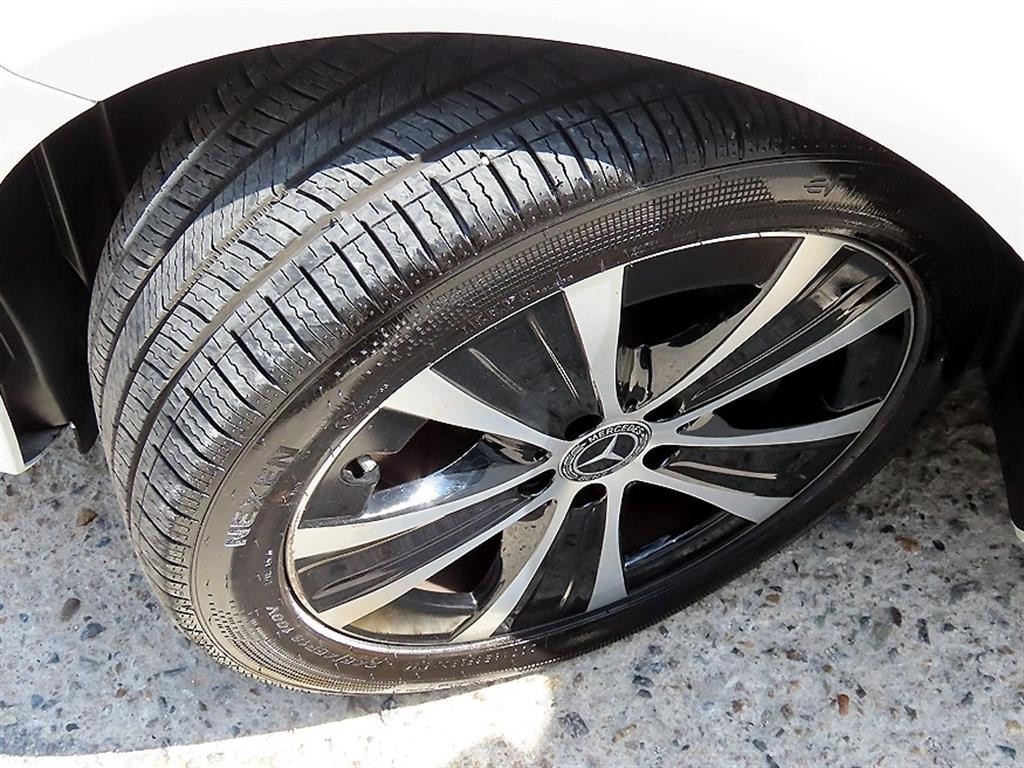 벤츠 E 클래스 E-클래스 W213 E300e 4MATIC 익스클루시브 이미지 20