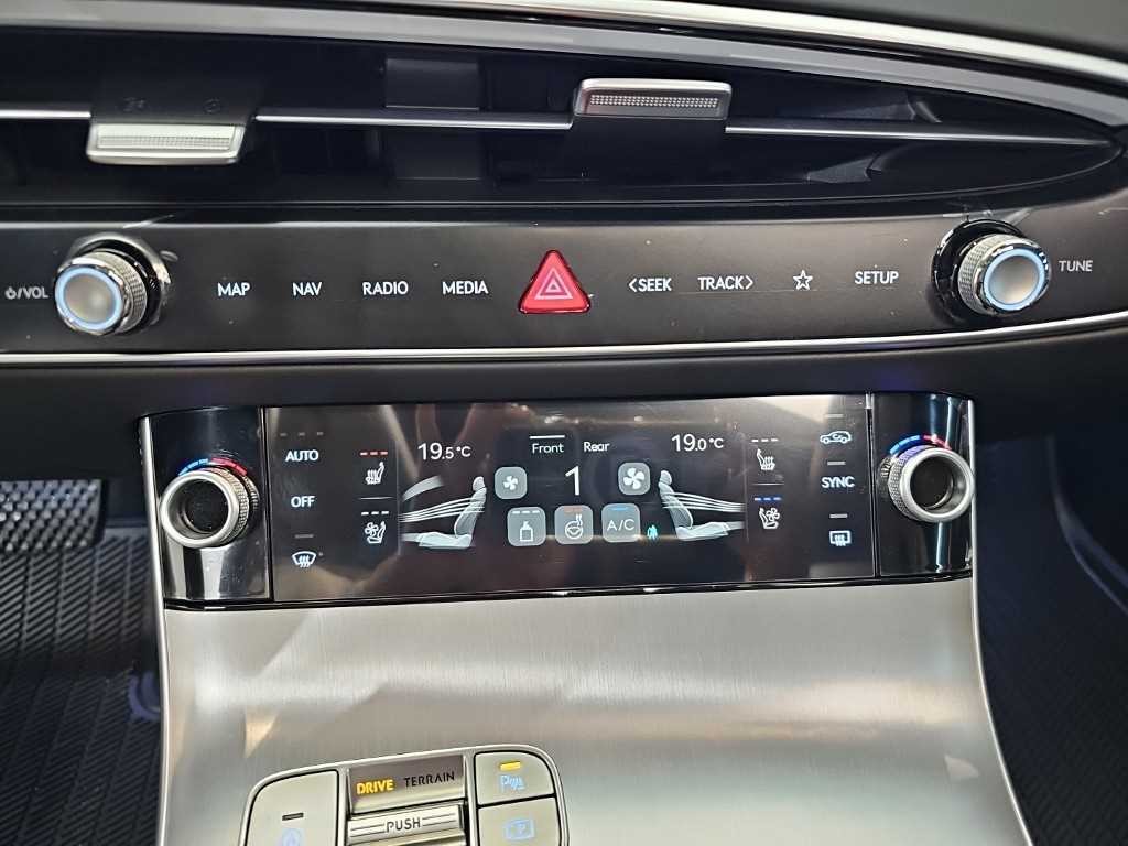 제네시스 GV70 2.5T 가솔린 AWD 이미지 10