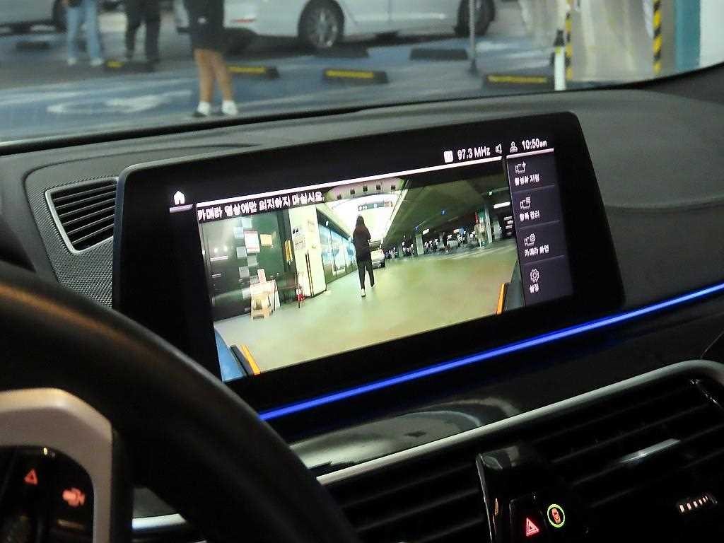 BMW 5시리즈 5시리즈 (G30) 530i M 스포츠 플러스 이미지 14