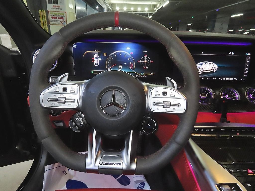 벤츠 AMG GT 4도어 63 S 4MATIC+ 이미지 8