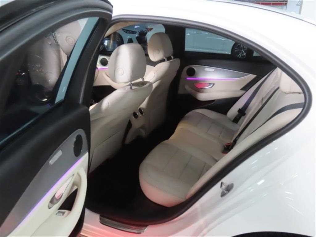 벤츠 E 클래스 E-클래스 W213 E200 아방가르드 이미지 15
