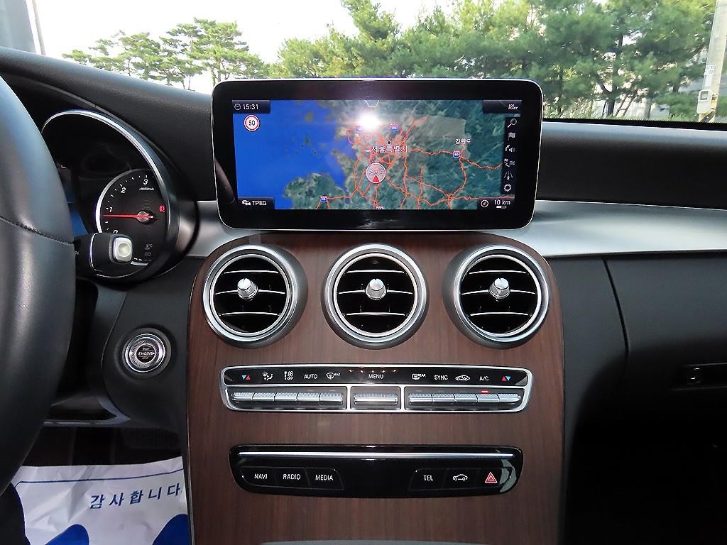 벤츠 C 클래스 C클래스 W205 C220 d 아방가르드 이미지 14