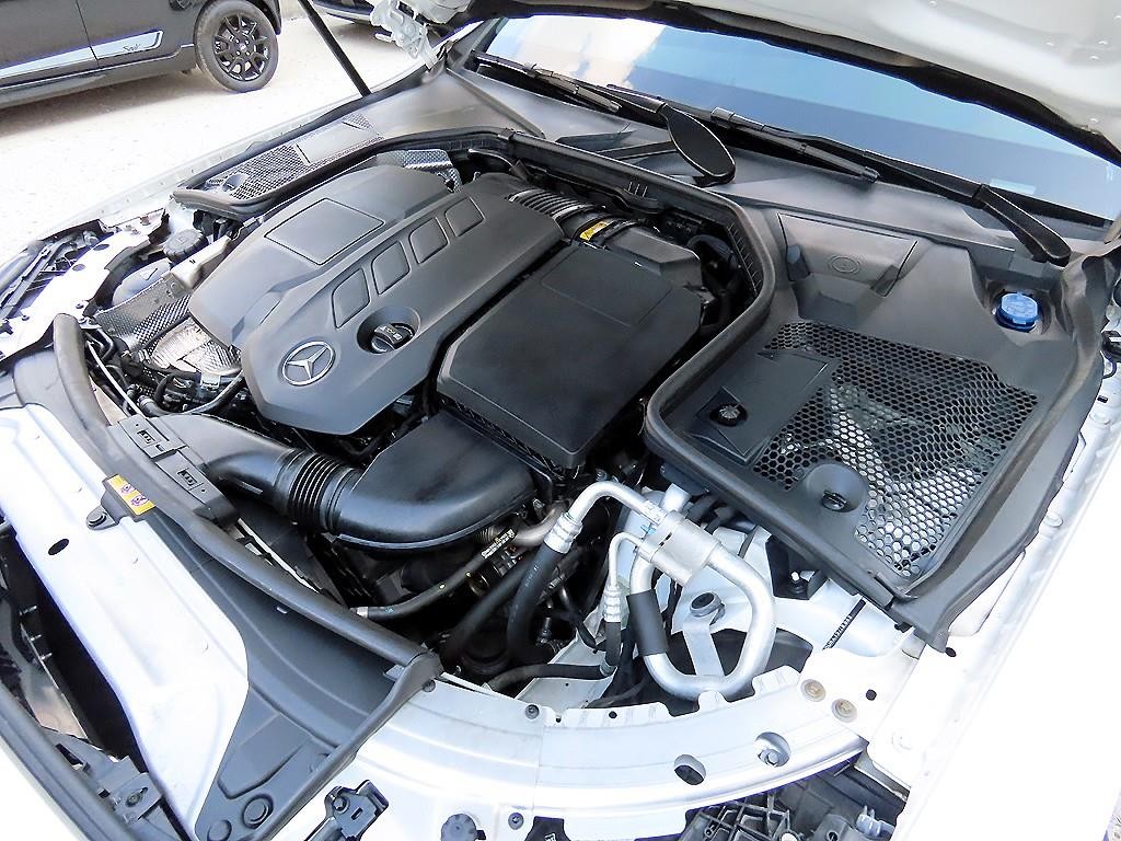 벤츠 C 클래스 C클래스 W205 C220 d 아방가르드 이미지 19