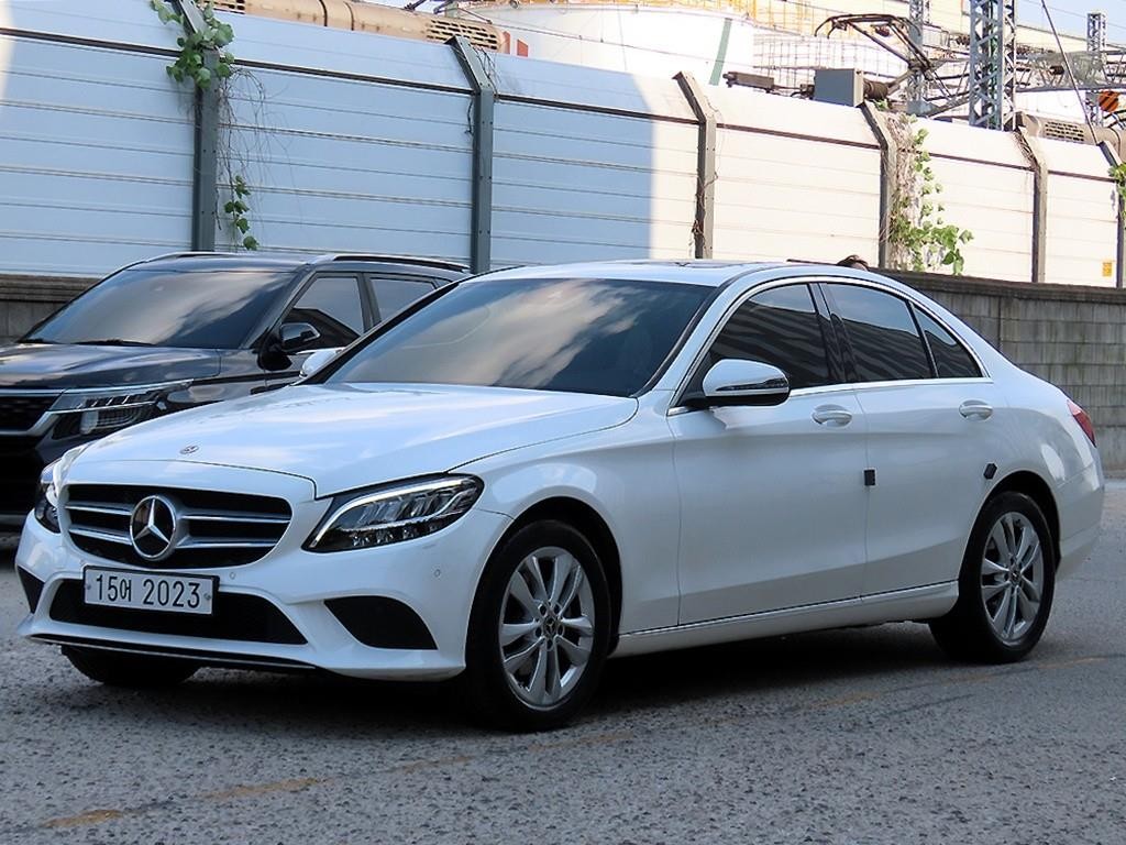 벤츠 C 클래스 C클래스 W205 C220 d 아방가르드 이미지 2