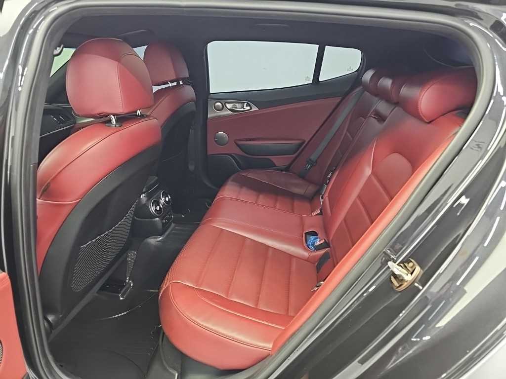 기아 스팅어 가솔린 3.3 터보 AWD GT 이미지 12