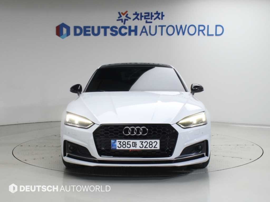 아우디 A5 A5 (F5) 45 TFSI 콰트로 프리미엄 스포트백 이미지 3