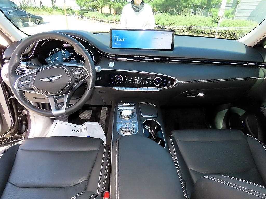 제네시스 GV70 일렉트리파이드 GV70 e-AWD 이미지 7