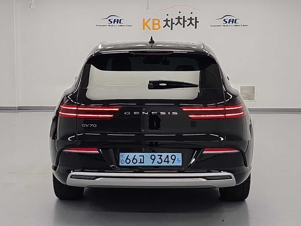제네시스 GV70 일렉트리파이드 GV70 e-AWD 이미지 3