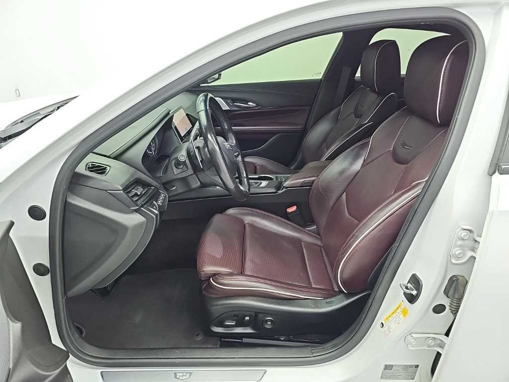 캐딜락 CT4 2.0 스포츠 이미지 11