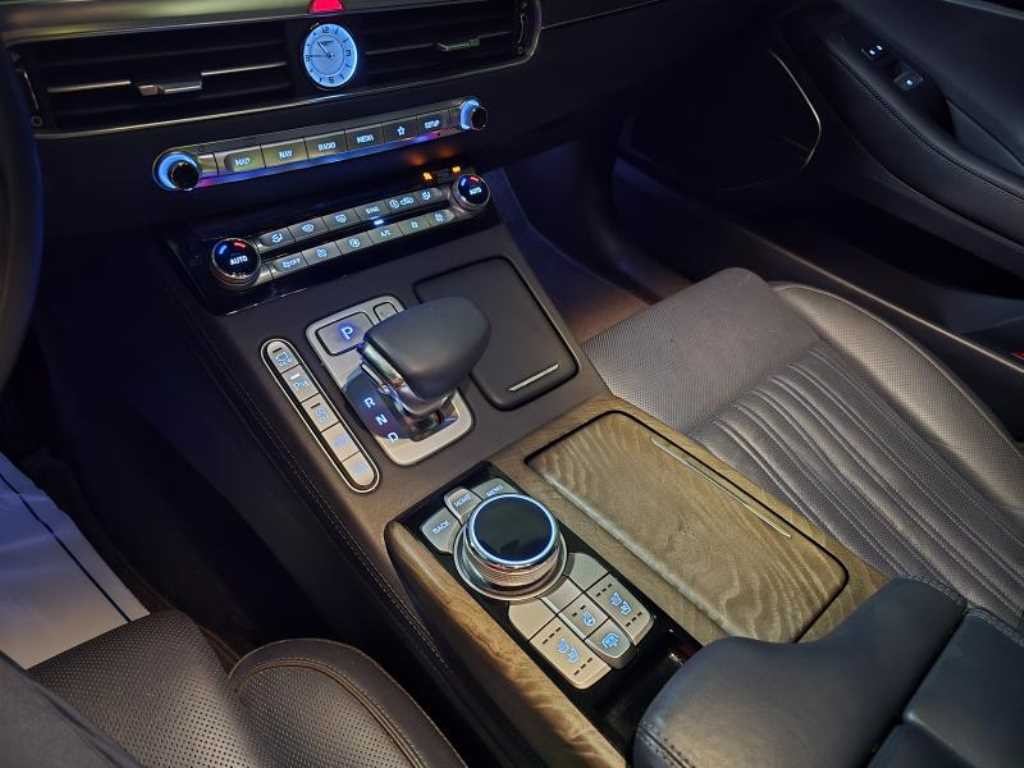 제네시스 G90 3.8 GDI AWD 프리미엄 럭셔리 이미지 12