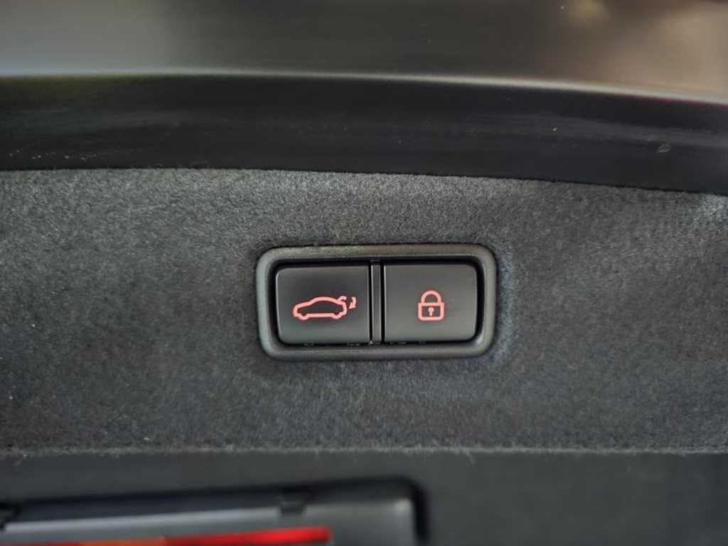 제네시스 G90 3.8 GDI AWD 프리미엄 럭셔리 이미지 18
