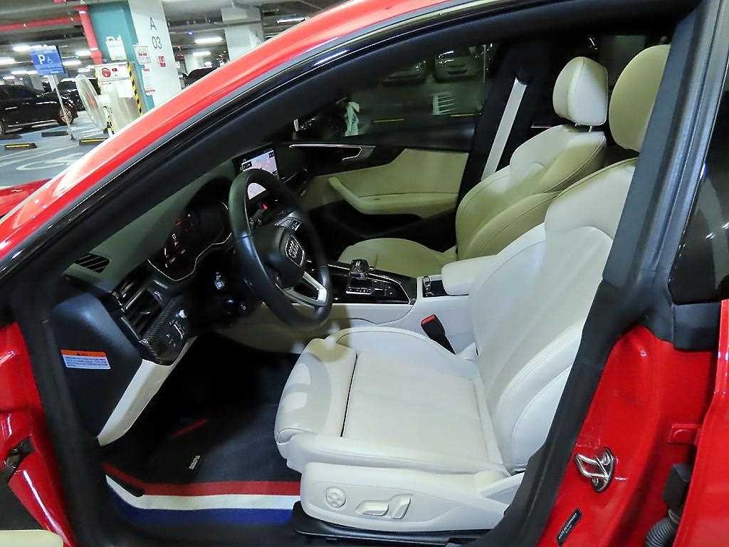 아우디 A5 A5 (F5) 45 TFSI 콰트로 스포트백 이미지 6