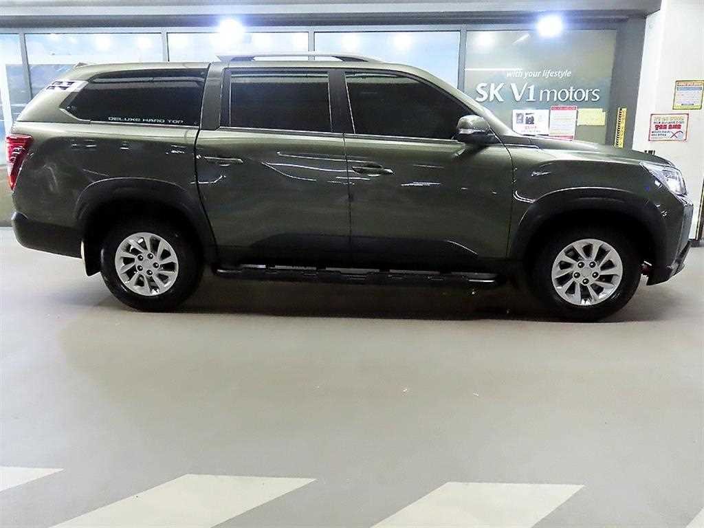 KG모빌리티(쌍용) 렉스턴 더 뉴 렉스턴 스포츠 디젤 2.2 4WD 프레스티지 이미지 3