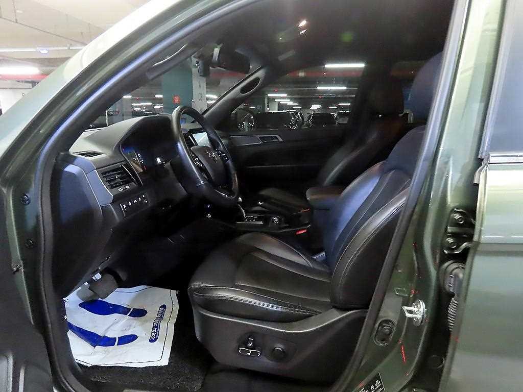 KG모빌리티(쌍용) 렉스턴 더 뉴 렉스턴 스포츠 디젤 2.2 4WD 프레스티지 이미지 6
