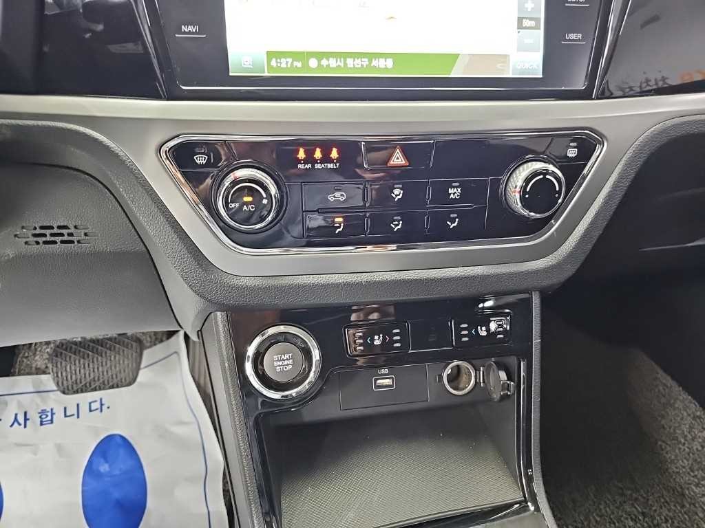 KG모빌리티(쌍용) 코란도 뷰티풀코란도 2WD 가솔린 1.5 C5 플러스 이미지 10