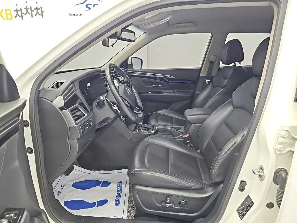 KG모빌리티(쌍용) 코란도 뷰티풀코란도 2WD 가솔린 1.5 C5 플러스 이미지 11
