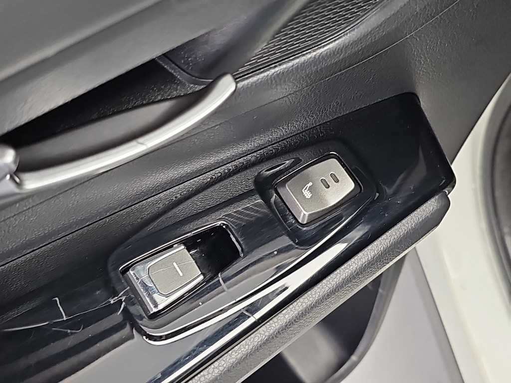KG모빌리티(쌍용) 코란도 뷰티풀코란도 2WD 가솔린 1.5 C5 플러스 이미지 13