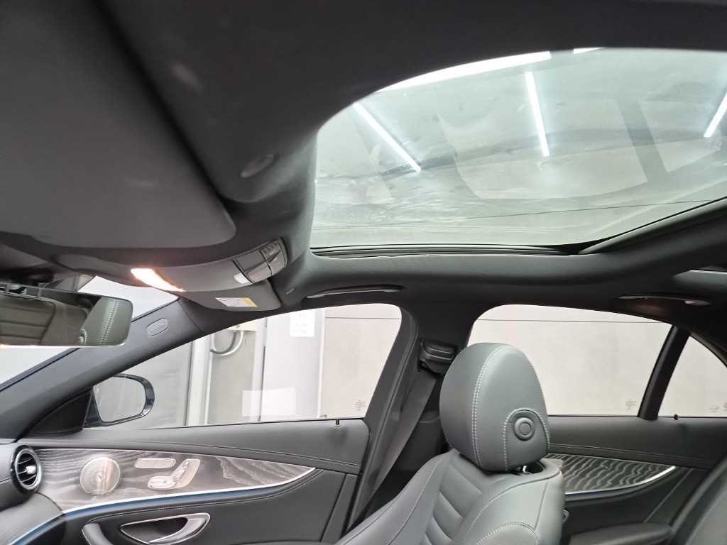 벤츠 E 클래스 E-클래스 W213 E350 4MATIC AMG LINE 이미지 15