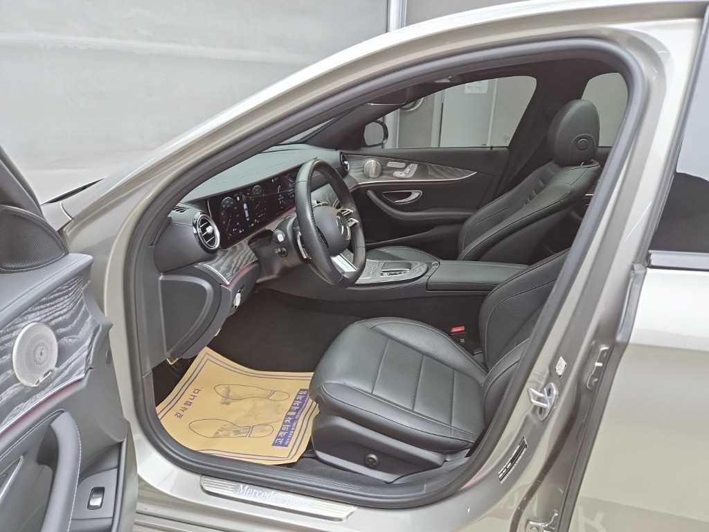벤츠 E 클래스 E-클래스 W213 E350 4MATIC AMG LINE 이미지 5