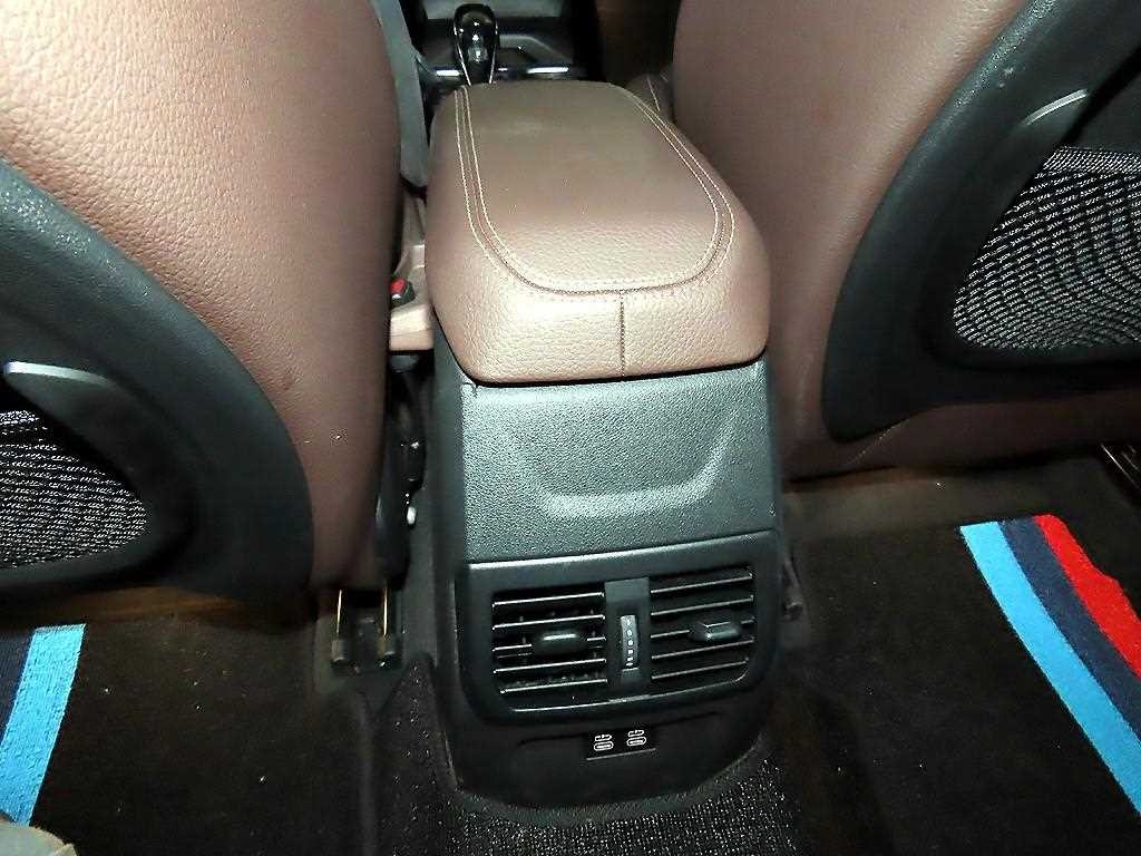 BMW 1시리즈 1시리즈 (F40) 118d M 스포츠 이미지 15