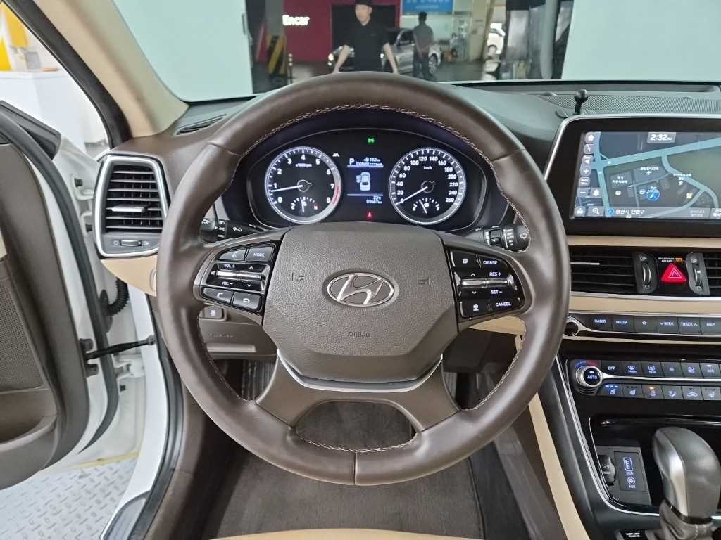 현대 그랜저 그랜저 IG 2.4 GDI 프리미엄 기본형 이미지 9