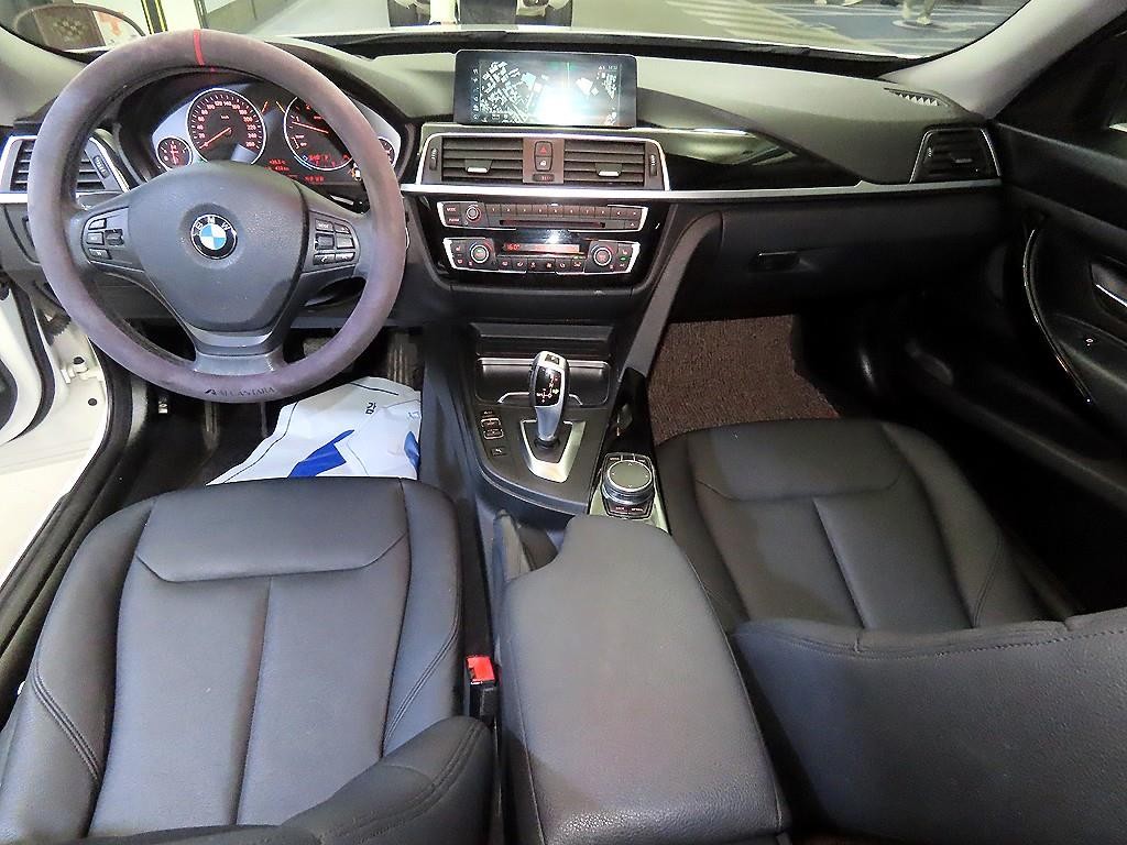 BMW 그란투리스모 3시리즈 GT (F34) GT 320D xDrive 이미지 10
