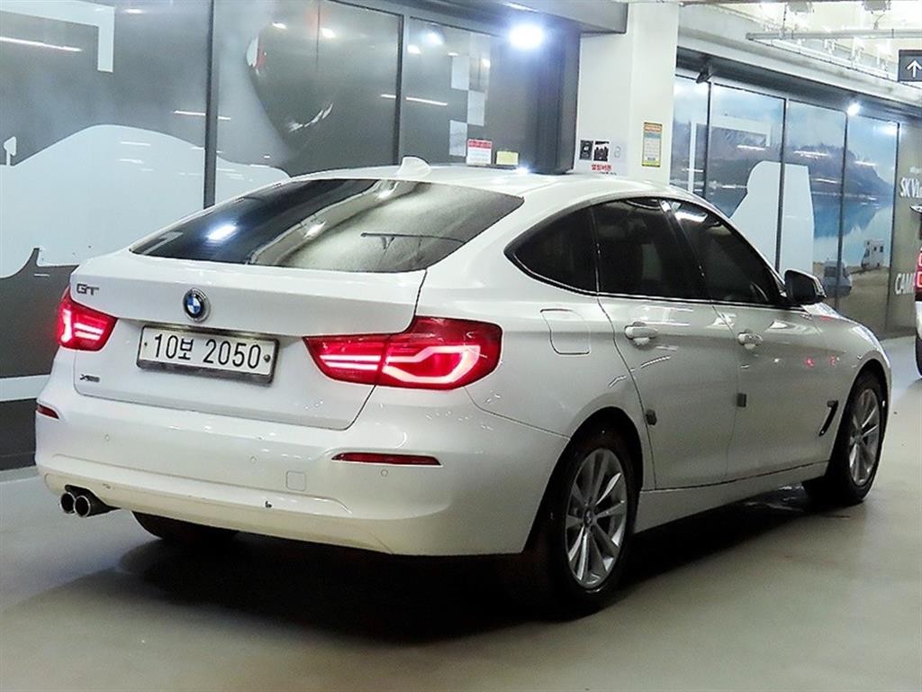 BMW 그란투리스모 3시리즈 GT (F34) GT 320D xDrive 이미지 4