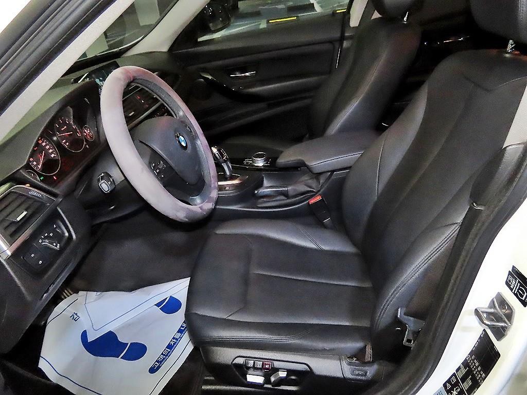 BMW 그란투리스모 3시리즈 GT (F34) GT 320D xDrive 이미지 6