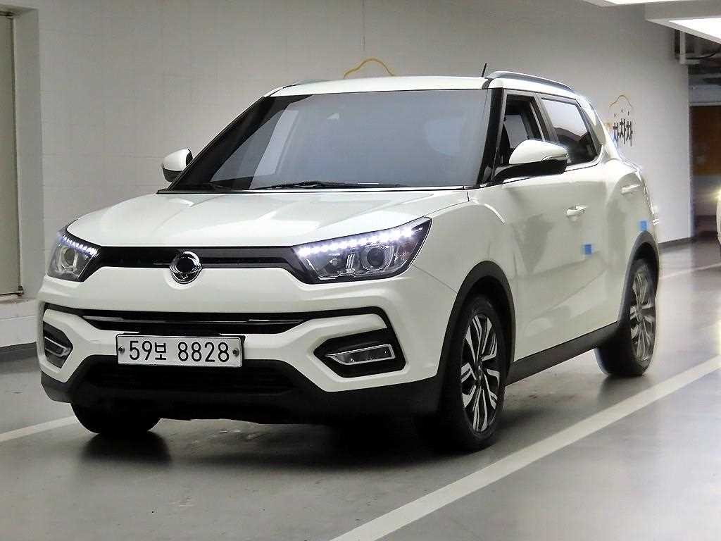 KG모빌리티(쌍용) 티볼리 티볼리 아머 4WD 가솔린 기어 에디션 이미지 2
