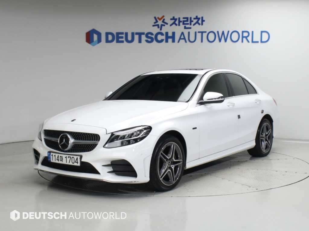 벤츠 C 클래스 C클래스 W205 C300e 4MATIC AMG Line 이미지 1