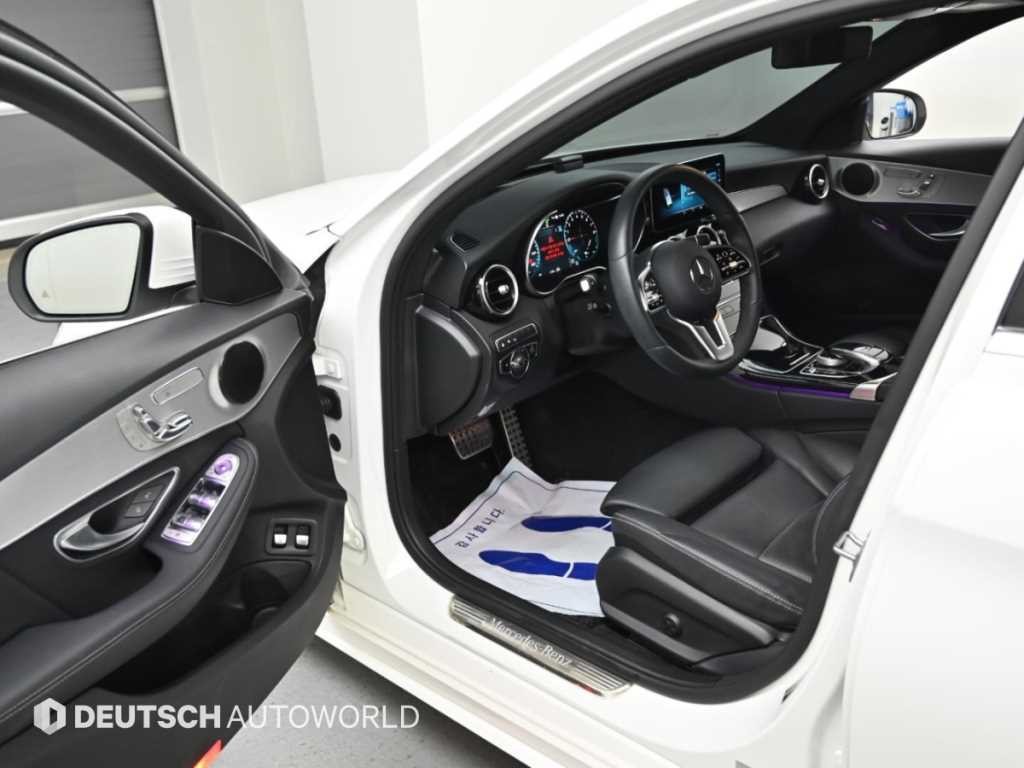 벤츠 C 클래스 C클래스 W205 C300e 4MATIC AMG Line 이미지 11