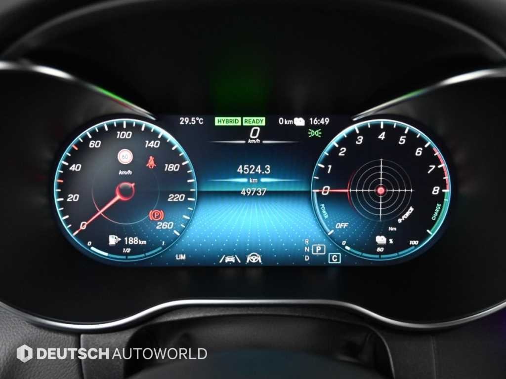 벤츠 C 클래스 C클래스 W205 C300e 4MATIC AMG Line 이미지 8