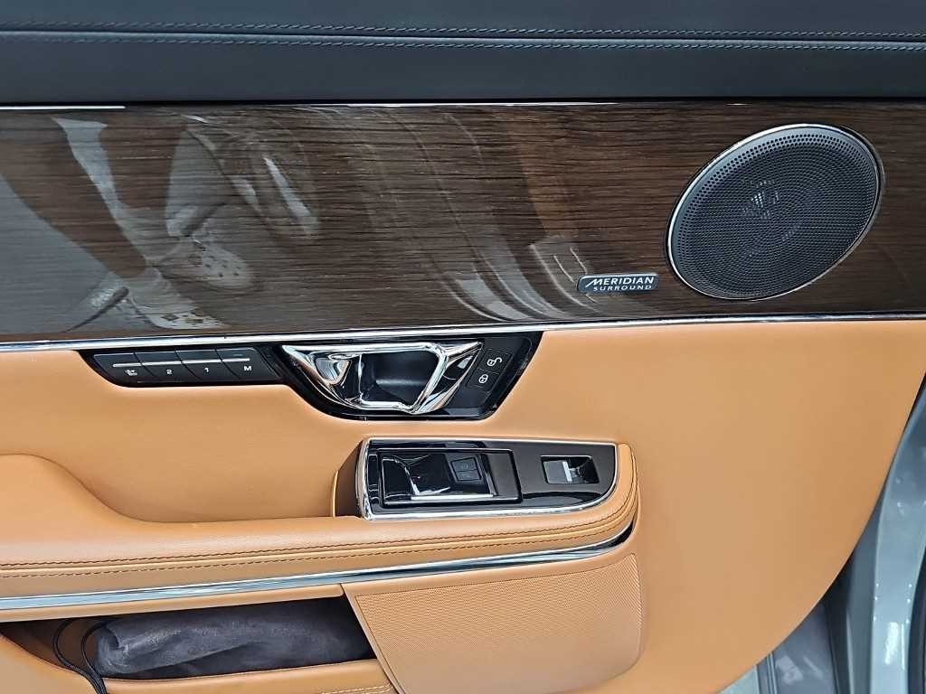 재규어 XJ XJ (X351) 3.0 SC AWD 포트폴리오 LWB 이미지 14