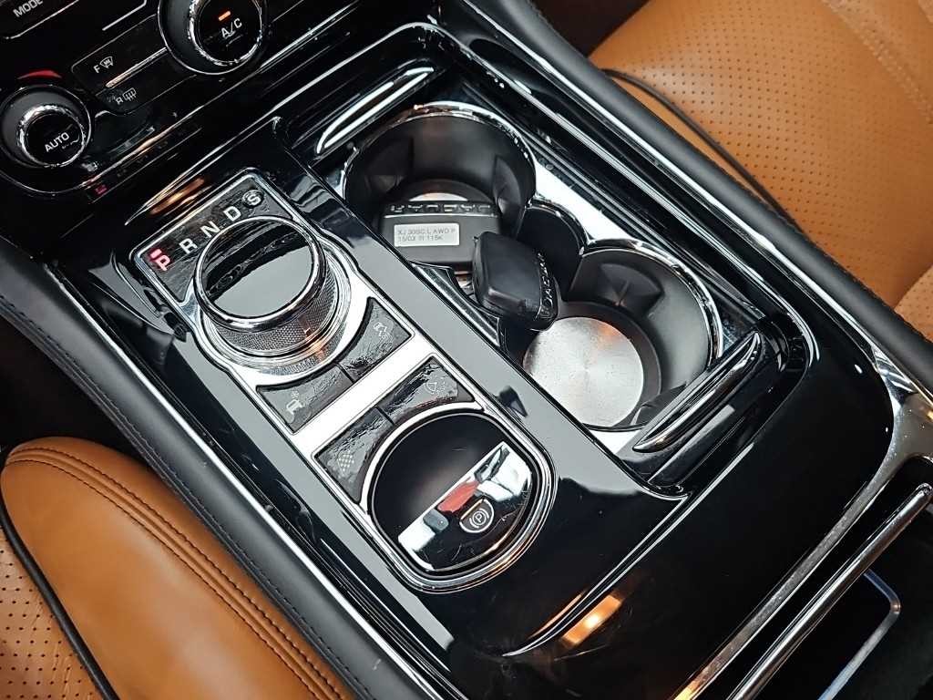 재규어 XJ XJ (X351) 3.0 SC AWD 포트폴리오 LWB 이미지 8