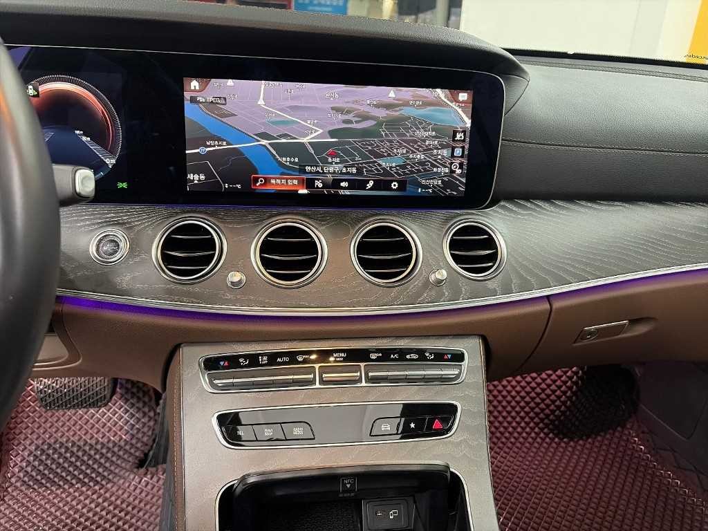 벤츠 E 클래스 E-클래스 W213 E350 4MATIC 아방가르드 이미지 10