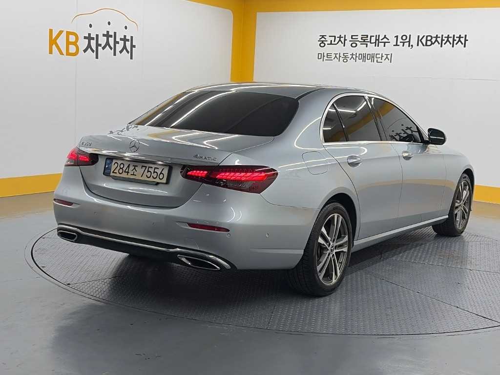 벤츠 E 클래스 E-클래스 W213 E350 4MATIC 아방가르드 이미지 4