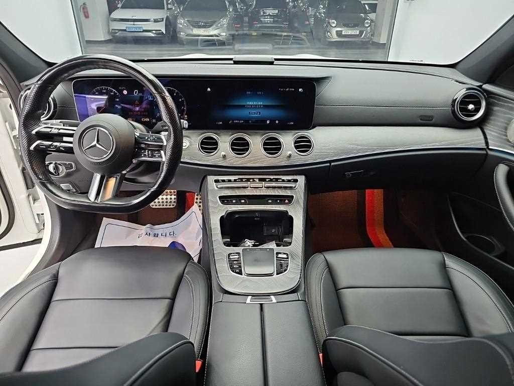 벤츠 E 클래스 E-클래스 W213 E350 4MATIC AMG LINE 이미지 7