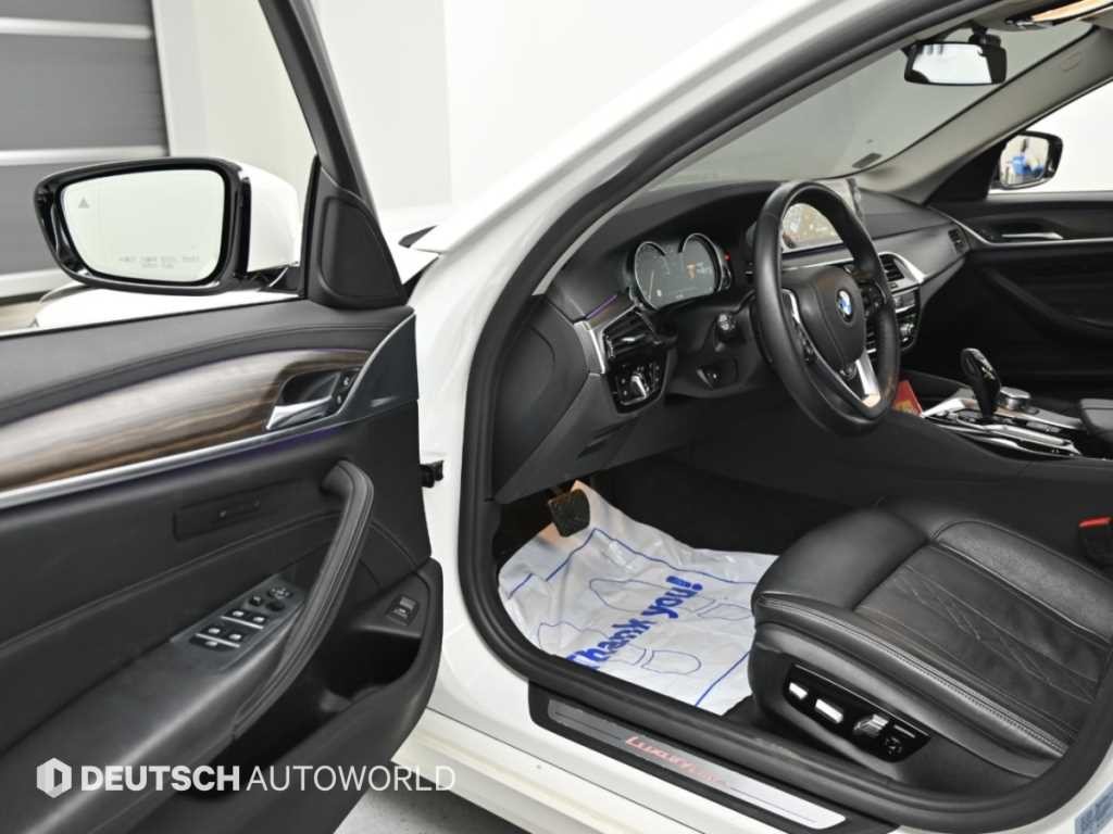 BMW 5시리즈 5시리즈 (G30) 530i xDrive 럭셔리 플러스 이미지 11